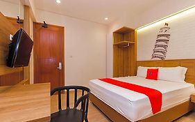 Reddoorz Plus @ Cbd Bintaro